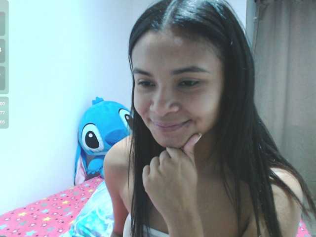 liz7skinny live cam on BongaCams
