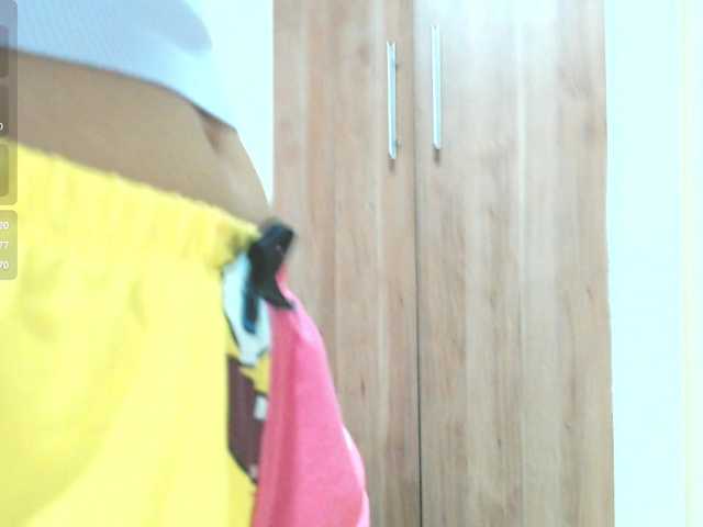 liz7skinny live cam on BongaCams