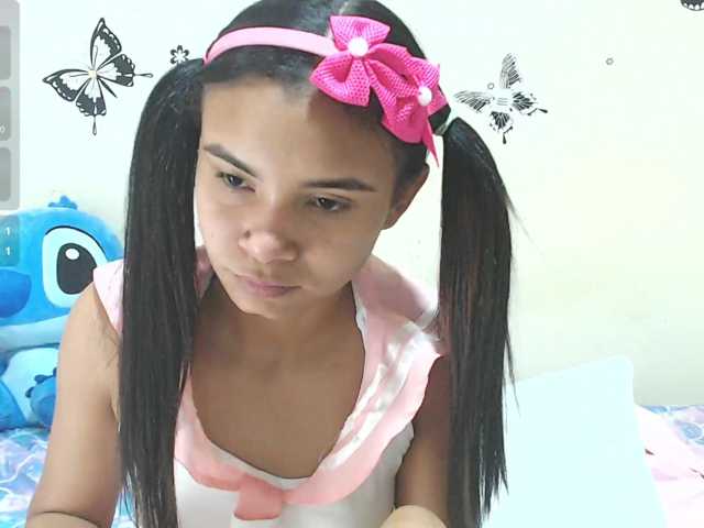 liz7skinny live cam on BongaCams