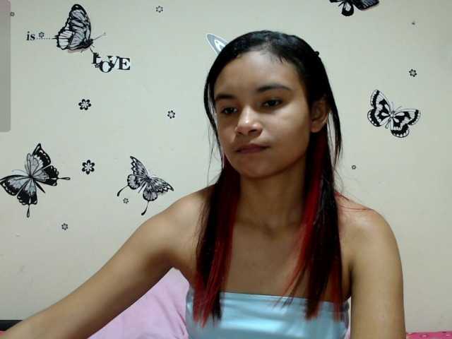 liz7skinny live cam on BongaCams