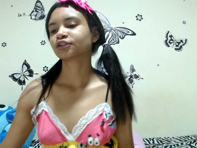 liz7skinny live cam on BongaCams