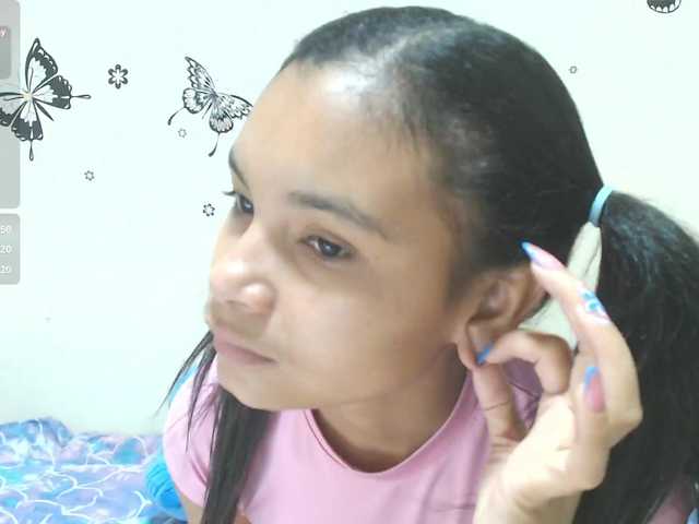 liz7skinny live cam on BongaCams