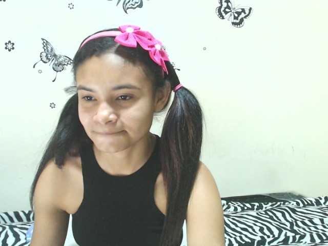 liz7skinny live cam on BongaCams