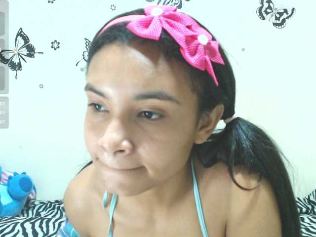 liz7skinny live cam on BongaCams
