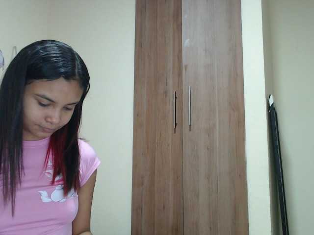 liz7skinny live cam on BongaCams