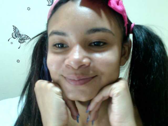liz7skinny live cam on BongaCams