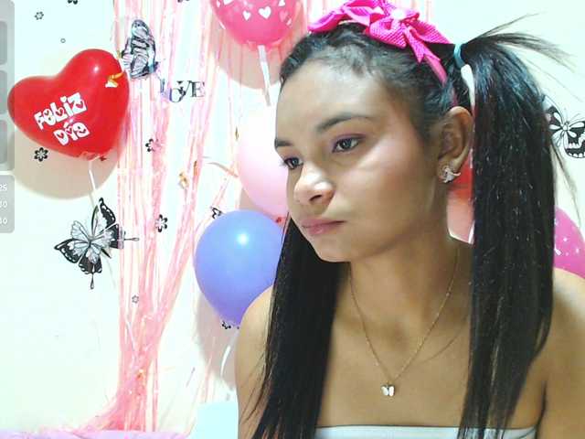 liz7skinny live cam on BongaCams