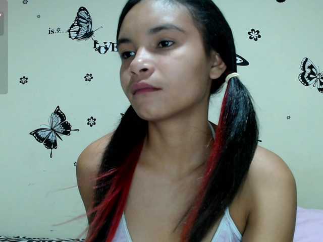 liz7skinny live cam on BongaCams
