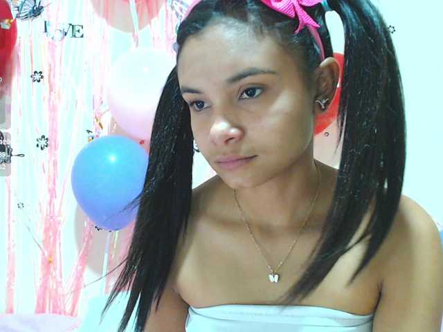 liz7skinny live cam on BongaCams