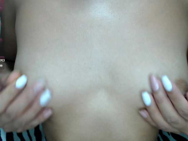 liz7skinny live cam on BongaCams
