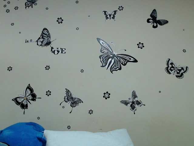 liz7skinny live cam on BongaCams