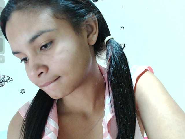 liz7skinny live cam on BongaCams