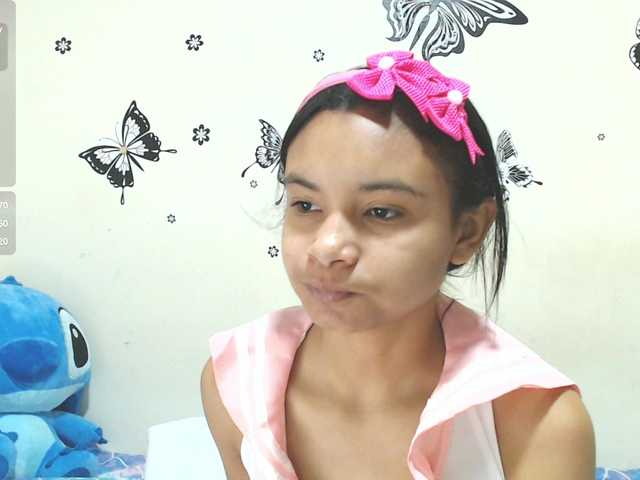 liz7skinny live cam on BongaCams