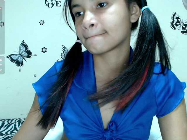 liz7skinny live cam on BongaCams