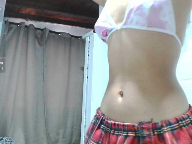 liz7skinny live cam on BongaCams