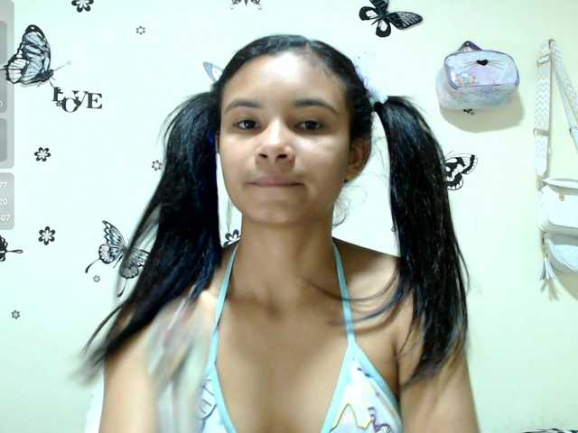 liz7skinny live cam on BongaCams