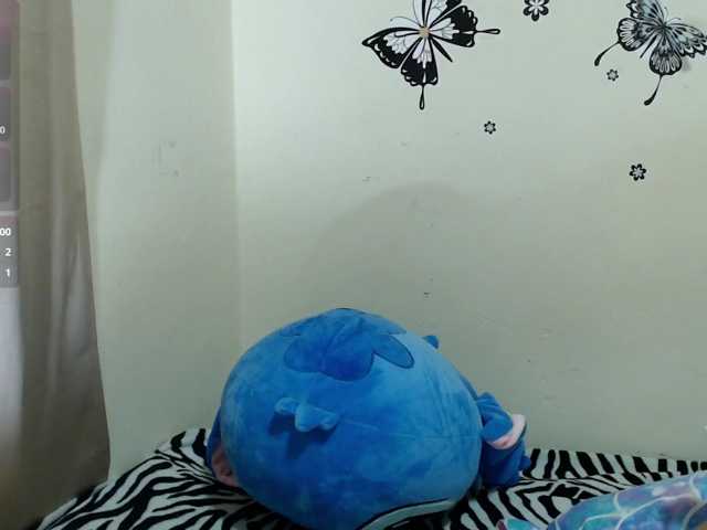liz7skinny live cam on BongaCams