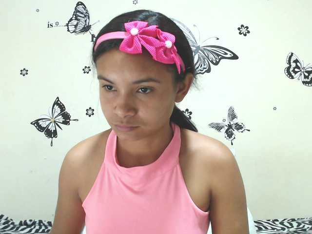 liz7skinny live cam on BongaCams