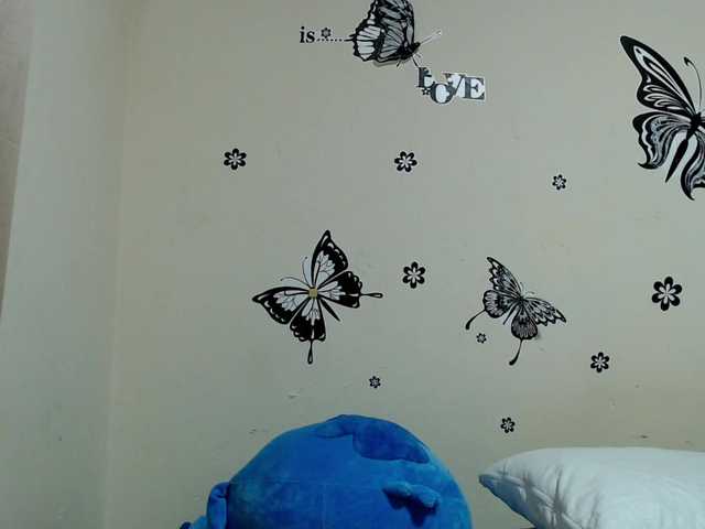 liz7skinny live cam on BongaCams