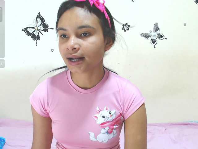 liz7skinny live cam on BongaCams