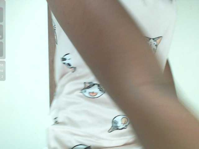 liz7skinny live cam on BongaCams