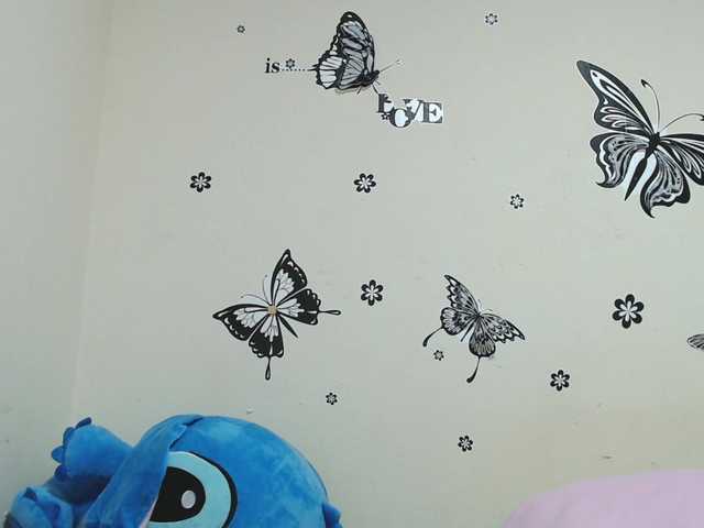 liz7skinny live cam on BongaCams