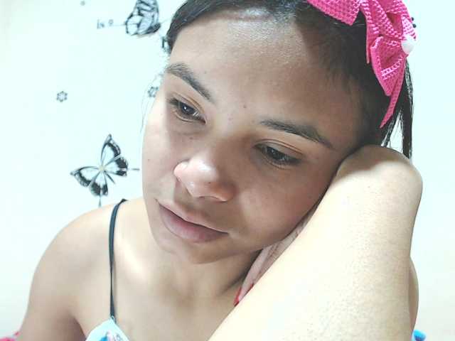liz7skinny live cam on BongaCams