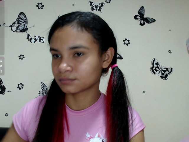 liz7skinny live cam on BongaCams