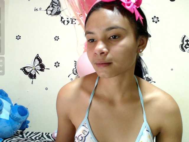 liz7skinny live cam on BongaCams