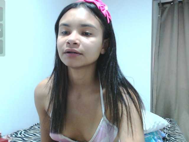 liz7skinny live cam on BongaCams