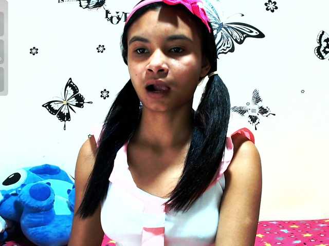 liz7skinny live cam on BongaCams