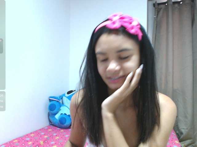 liz7skinny live cam on BongaCams