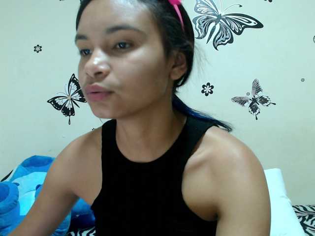 liz7skinny live cam on BongaCams