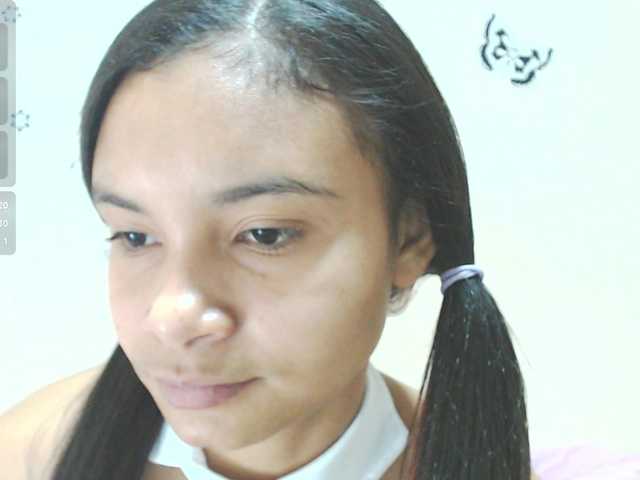 liz7skinny live cam on BongaCams