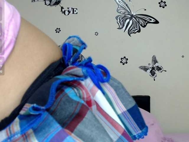 liz7skinny live cam on BongaCams