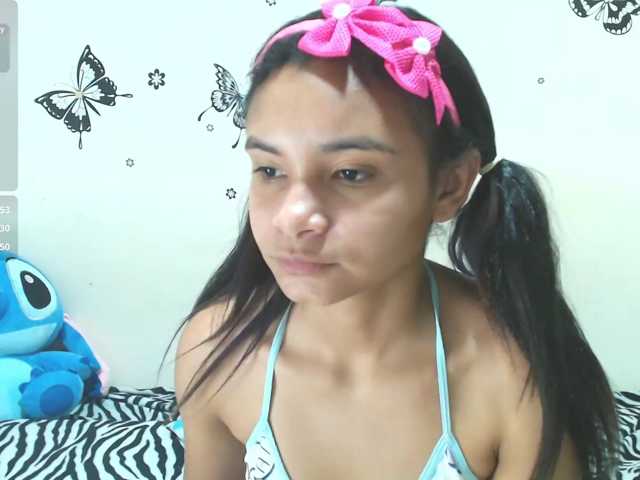liz7skinny live cam on BongaCams