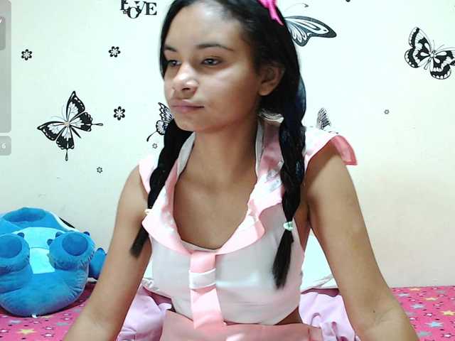 liz7skinny live cam on BongaCams