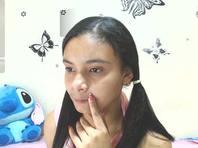 liz7skinny live cam on BongaCams