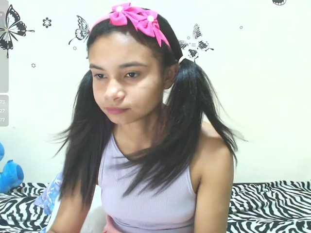 liz7skinny live cam on BongaCams