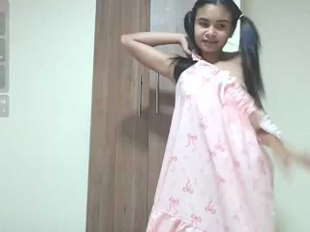 liz7skinny live cam on BongaCams