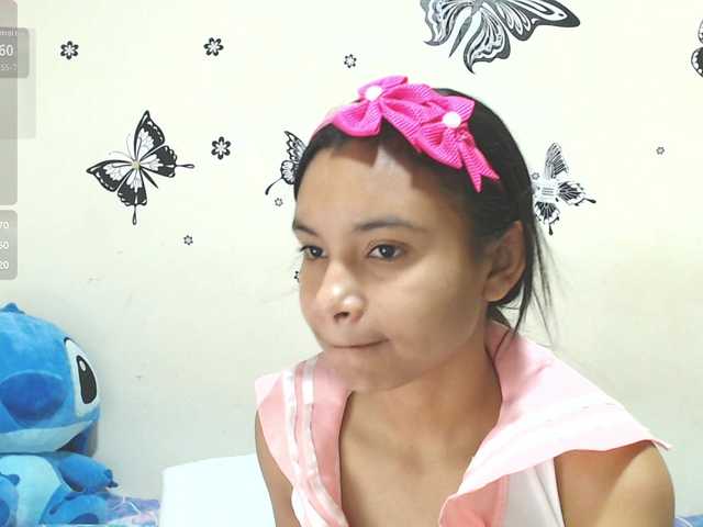 liz7skinny live cam on BongaCams