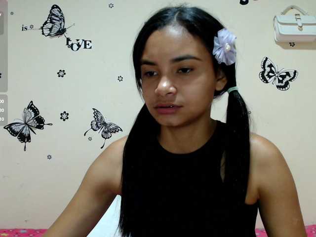 liz7skinny live webcam show