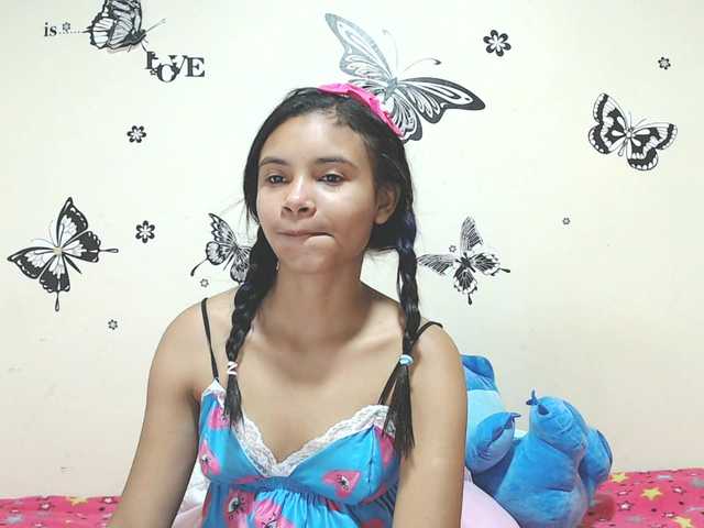 liz7skinny live cam on BongaCams