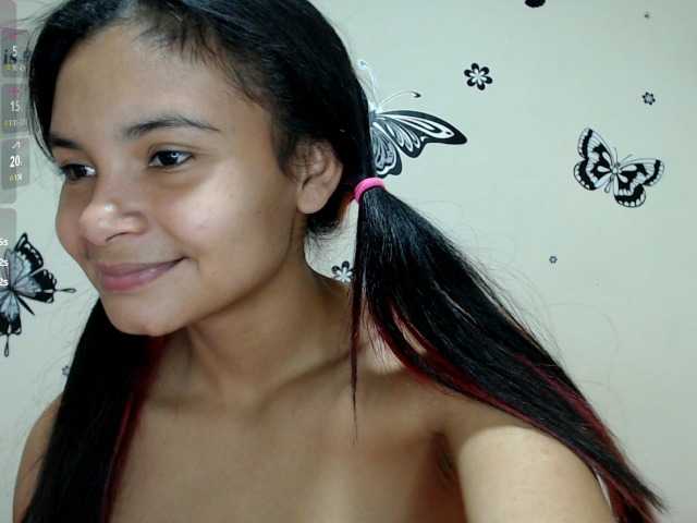 liz7skinny live cam on BongaCams