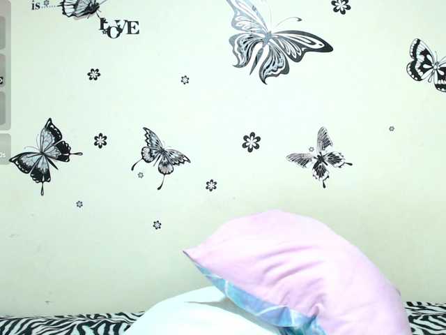 liz7skinny live cam on BongaCams