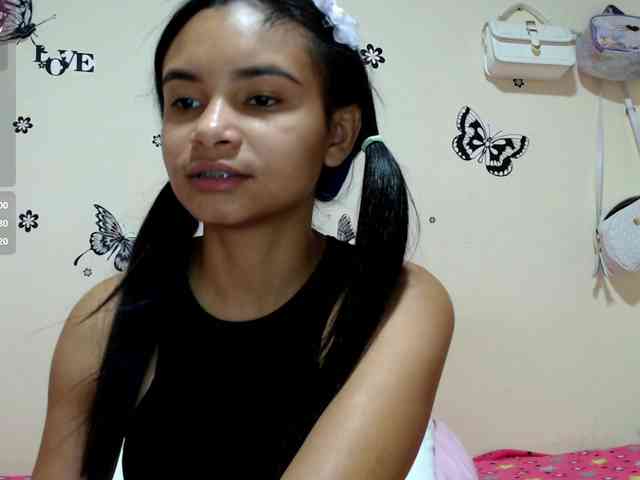 liz7skinny webcam