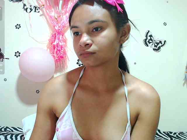 liz7skinny webcam