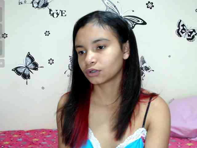 liz7skinny webcam