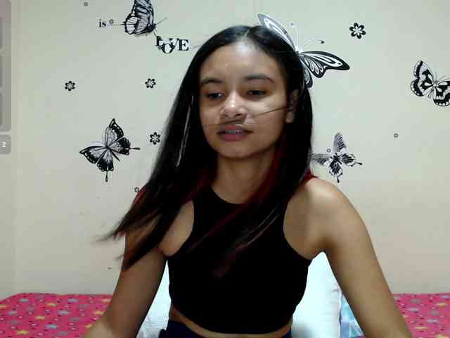 liz7skinny webcam