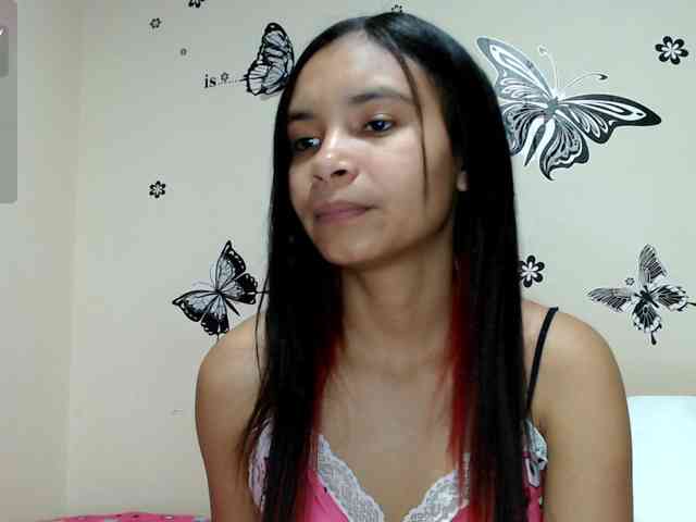 liz7skinny webcam